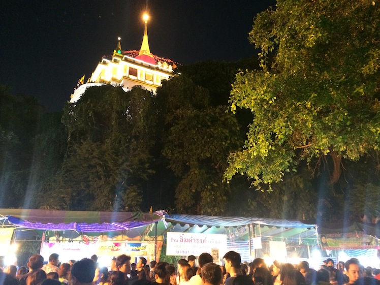 wat saket temple fair