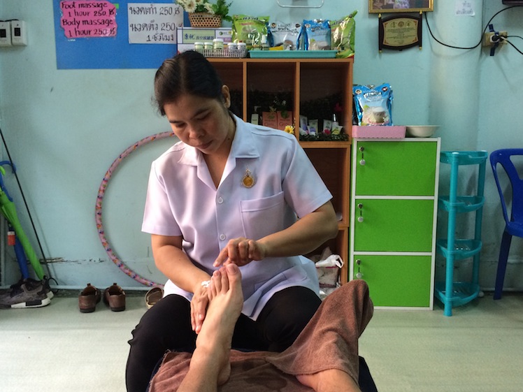 foot massage bangkok
